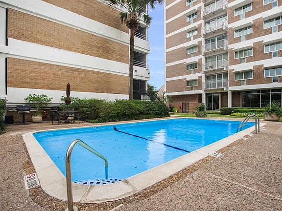 2nd image of 3614 Montrose Blvd Unit 905