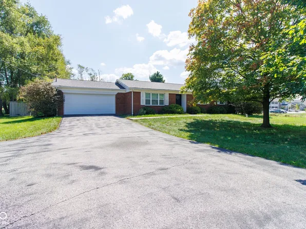 3745 S Main St, Whitestown, IN 46075