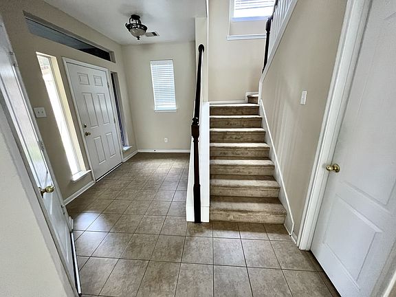 2nd image of 10831 Shannon Mills Ln