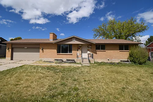 3638 W Jasmine St Photo 1