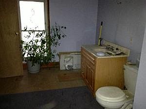2nd image of 4274 Lehigh St