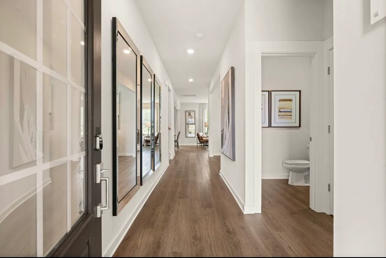 5 bed, 3.5 bath, 2769 sqft, $2,910 — Photo 1