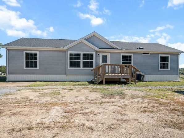 391 State Highway 157, Venus, PA 16364