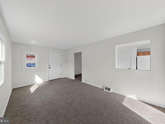 4th image of 68 Saxton Rd