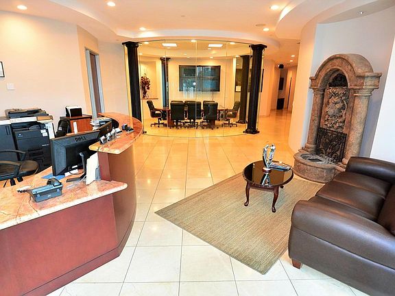 RECEPTION AREA