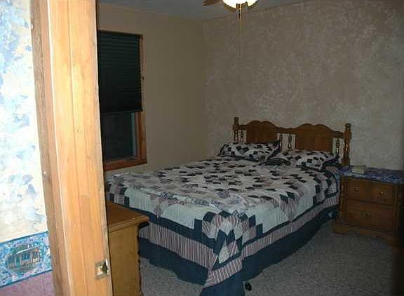 5th image of 1572 N Annandale Dr