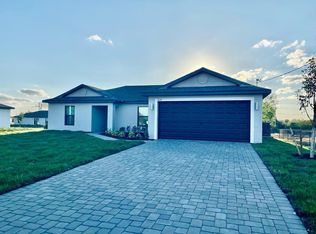 824 Rocaille Ave, Fort Myers, FL 33913