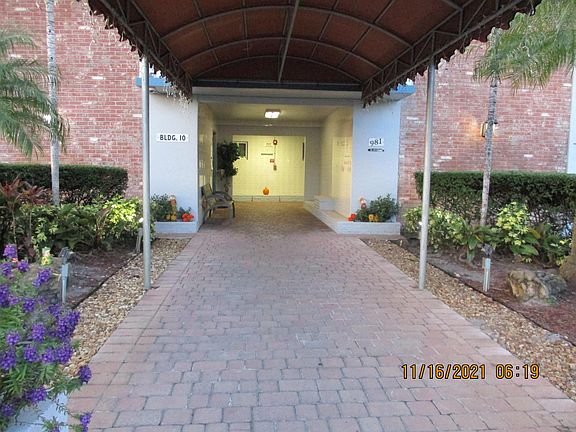 2nd image of 981 Hillcrest Ct APT 308
