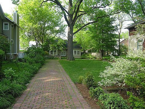Pending demolition, June 2006