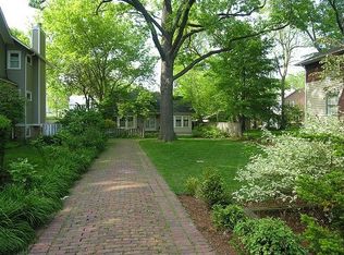 1514 Elmwood Ave, Wilmette, IL