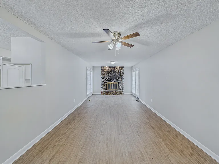 8210 Park Ave-22_06292026
