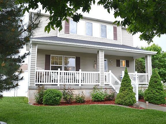 2nd image of 359 W Candellaria Dr
