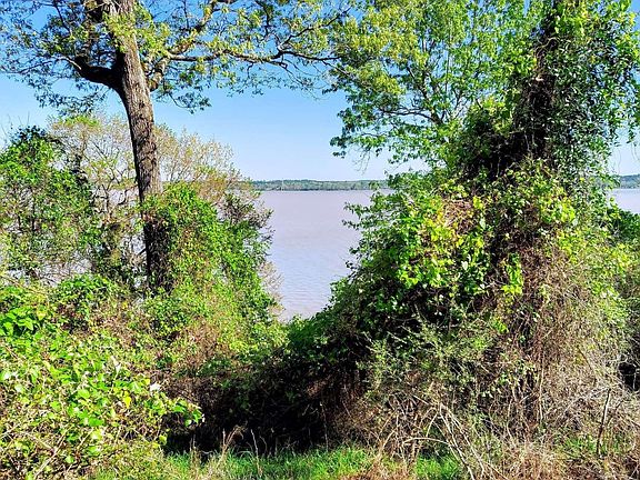 3rd image of 0 Bay Hill Rd