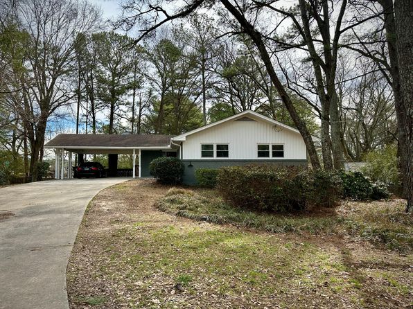 2895 Appling Cir