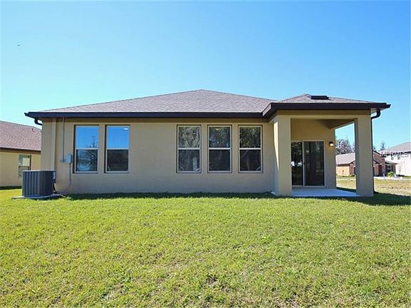 2nd image of 4939 Rolling Green Dr