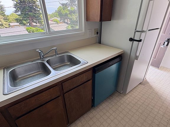 5th image of 673 Piedmont Ave NW