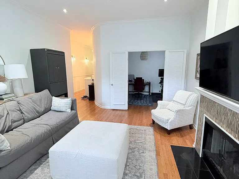 1822 N Sheffield Ave #B1 — Photo 5