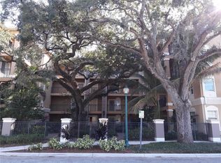 1268 11th St UNIT 2406, Sarasota, FL 34236