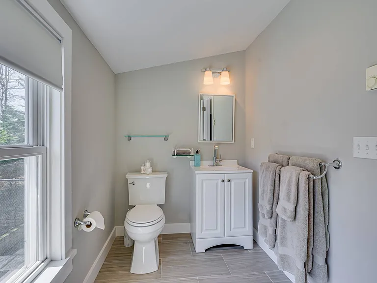 127 Narrow Ln — Photo 28