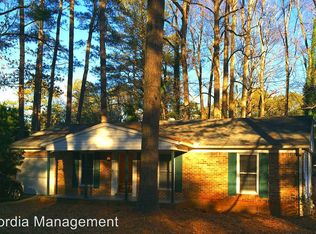 1506 Pine Glen Cir, Decatur, GA 30035