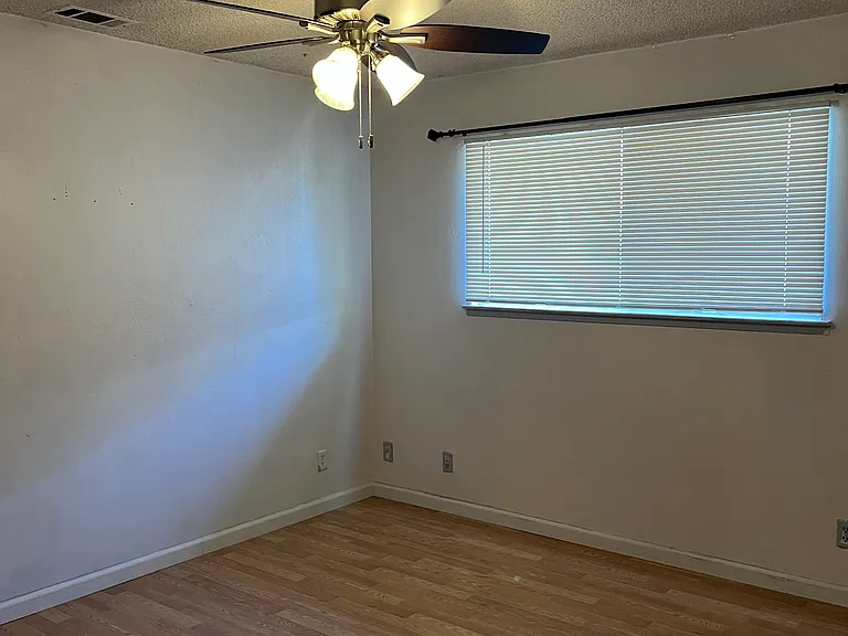 1773 Royal Way — Photo 10