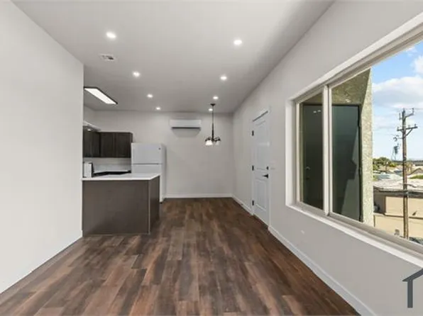 524 N 7th St, Las Vegas, NV 89101
