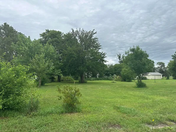 201 Depot St, Pacific Junction, IA 51561