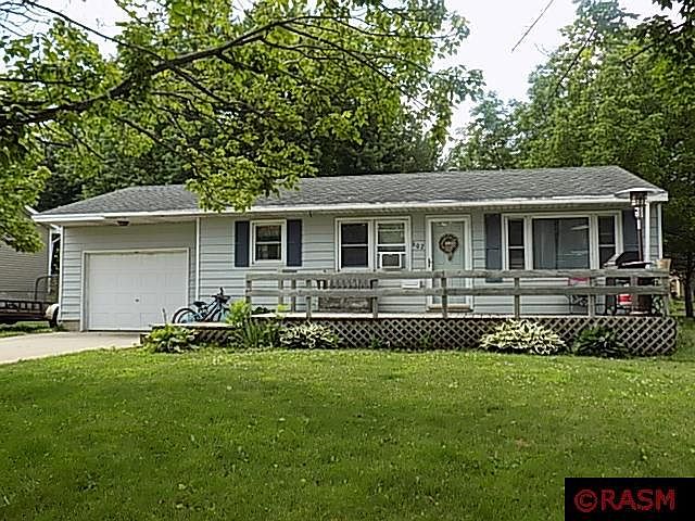 1st image of 607 W Grove St
