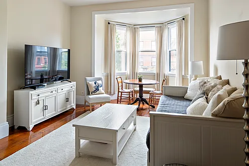 144 Marlborough St #5 Photo 1