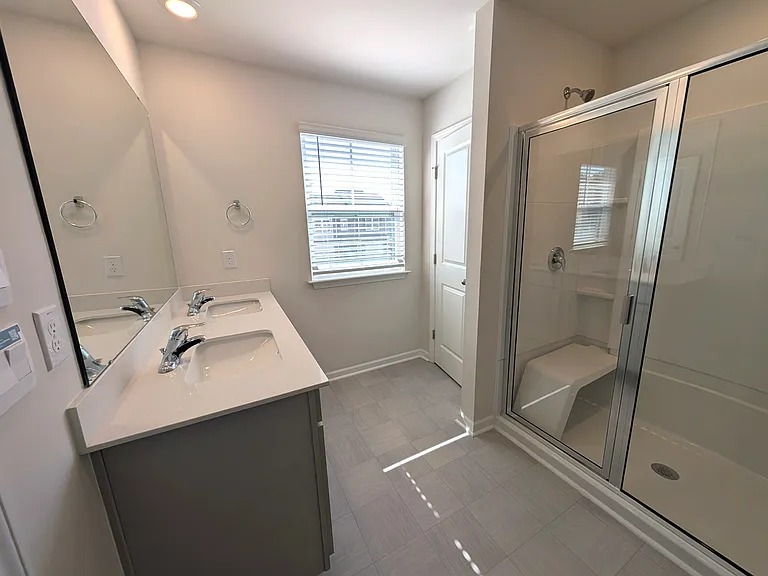 1662 Hallview Ct — Photo 8