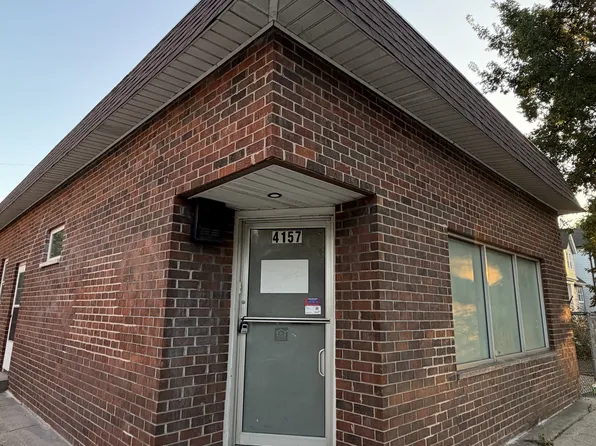 4155 W Addison St #1, Chicago, IL 60641
