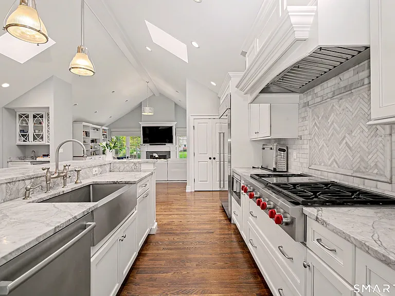 14 Deerfield Rd — Photo 14