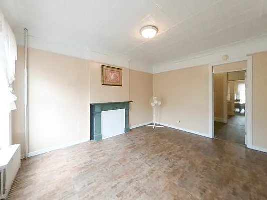 Rented by Remax Edge | media 16