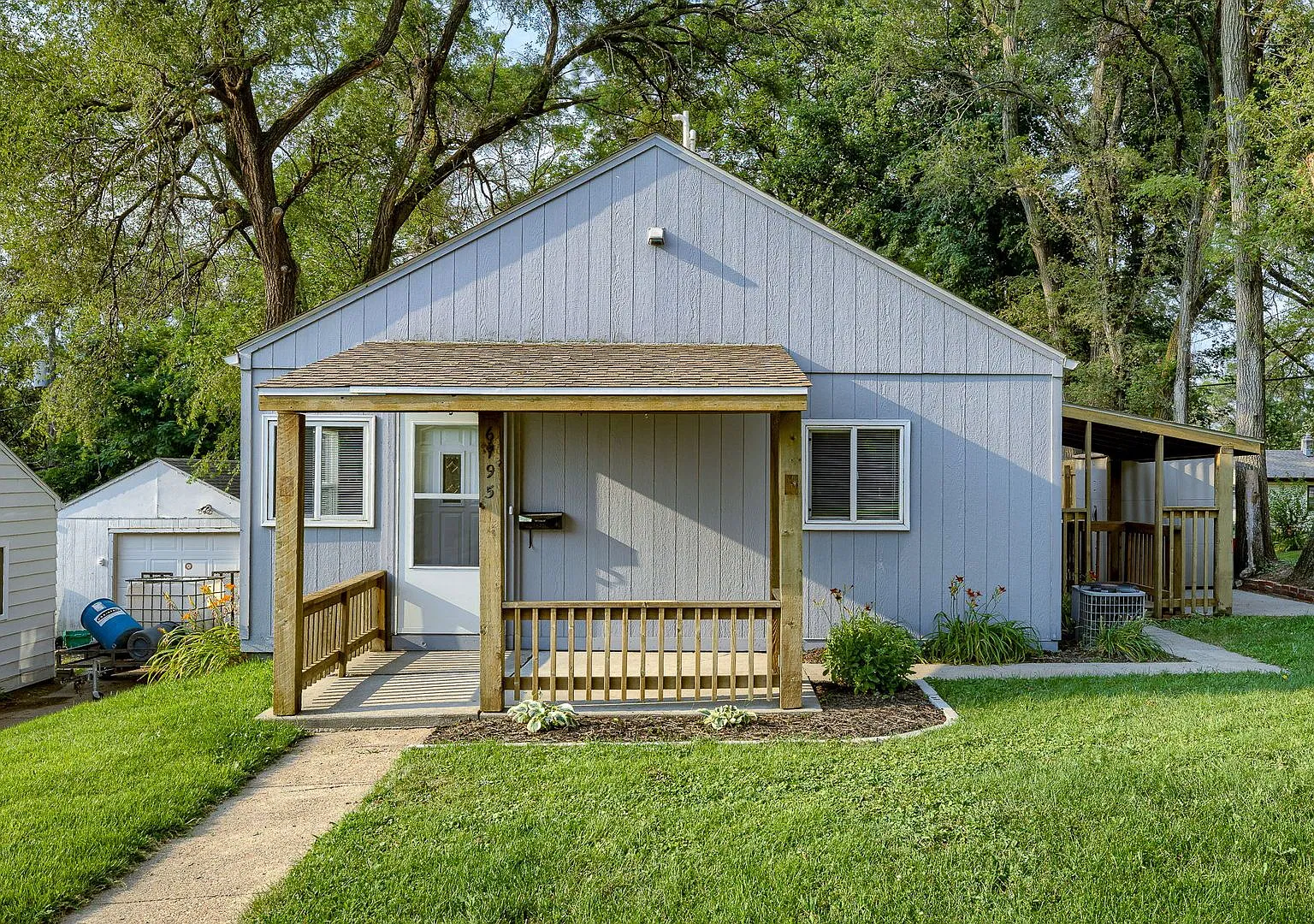 Cozy Ranch In Benson!! — Photo 1