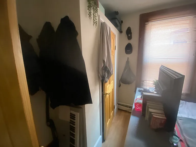 129 Cedar St #12 — Photo 8