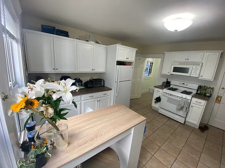 26 Bolton St #1L — Photo 5
