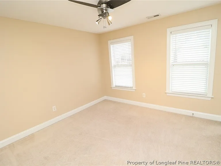 36 W Trafalgar Ct — Photo 26