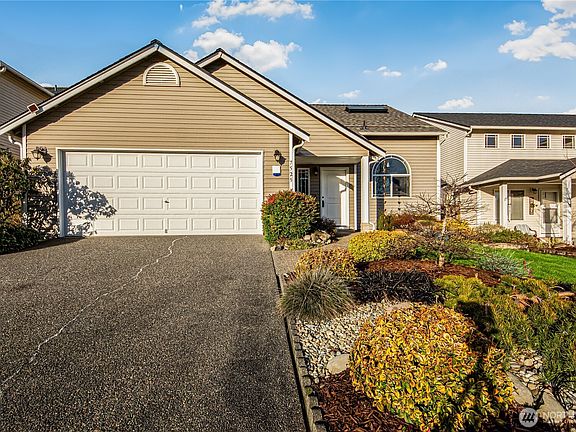 4th image of 7525 195th Street Ct E