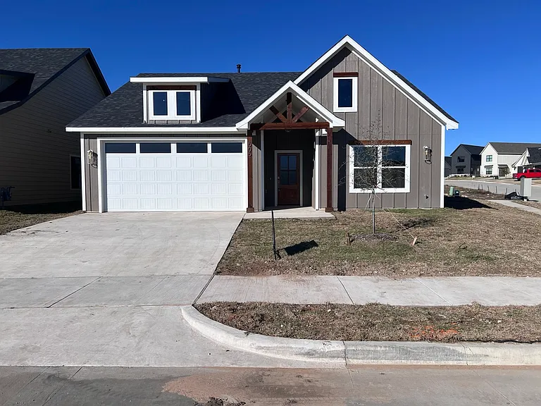 505 Southern Dr — Photo 42