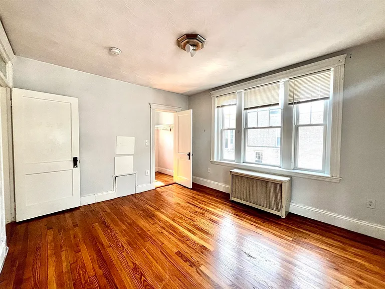 76 Babcock St #3 — Photo 12
