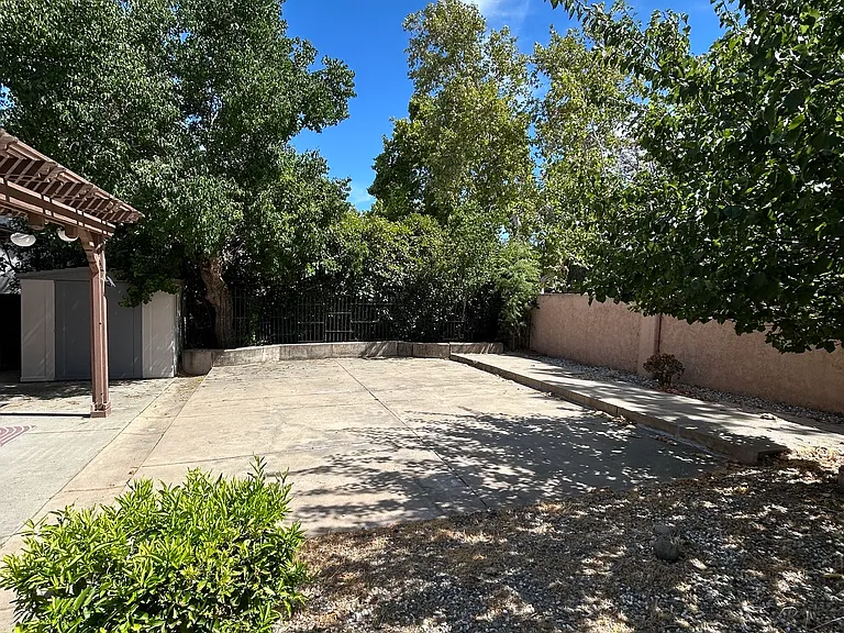 2412 Hooftrail Way — Photo 7