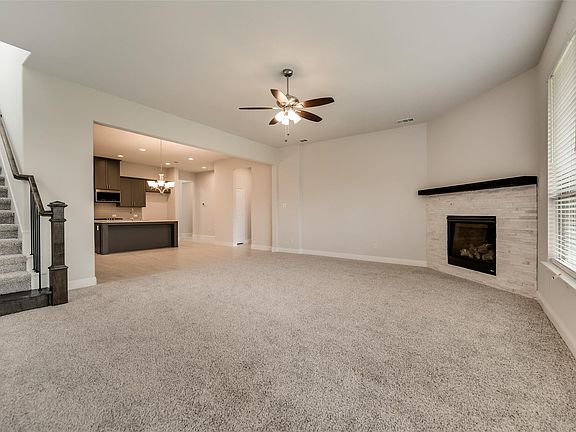 4th image of 5908 Horsetail Dr
