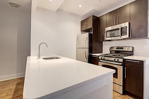 216 Edgecombe Ave #1 Photo 1