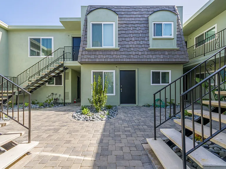 Muir Place — Photo 47