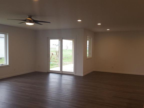 5th image of 2112 L Ave