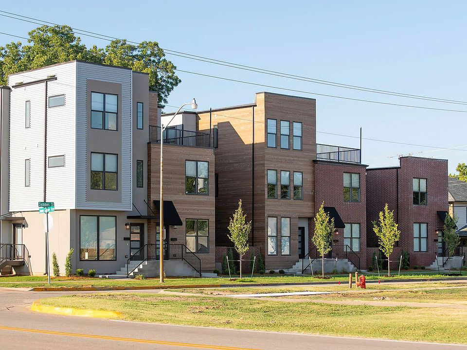 1st image of 102 W Symmes St #2