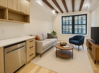 152 W 49th St #4AA, New York, NY 10019