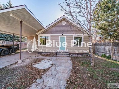 420 9th St, Idaho Falls, ID, 83404