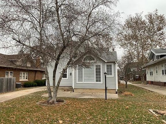 4th image of 324 Dawson Ave