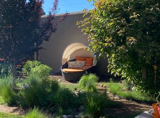 969 Camino De Chelly, Santa Fe, NM 87505